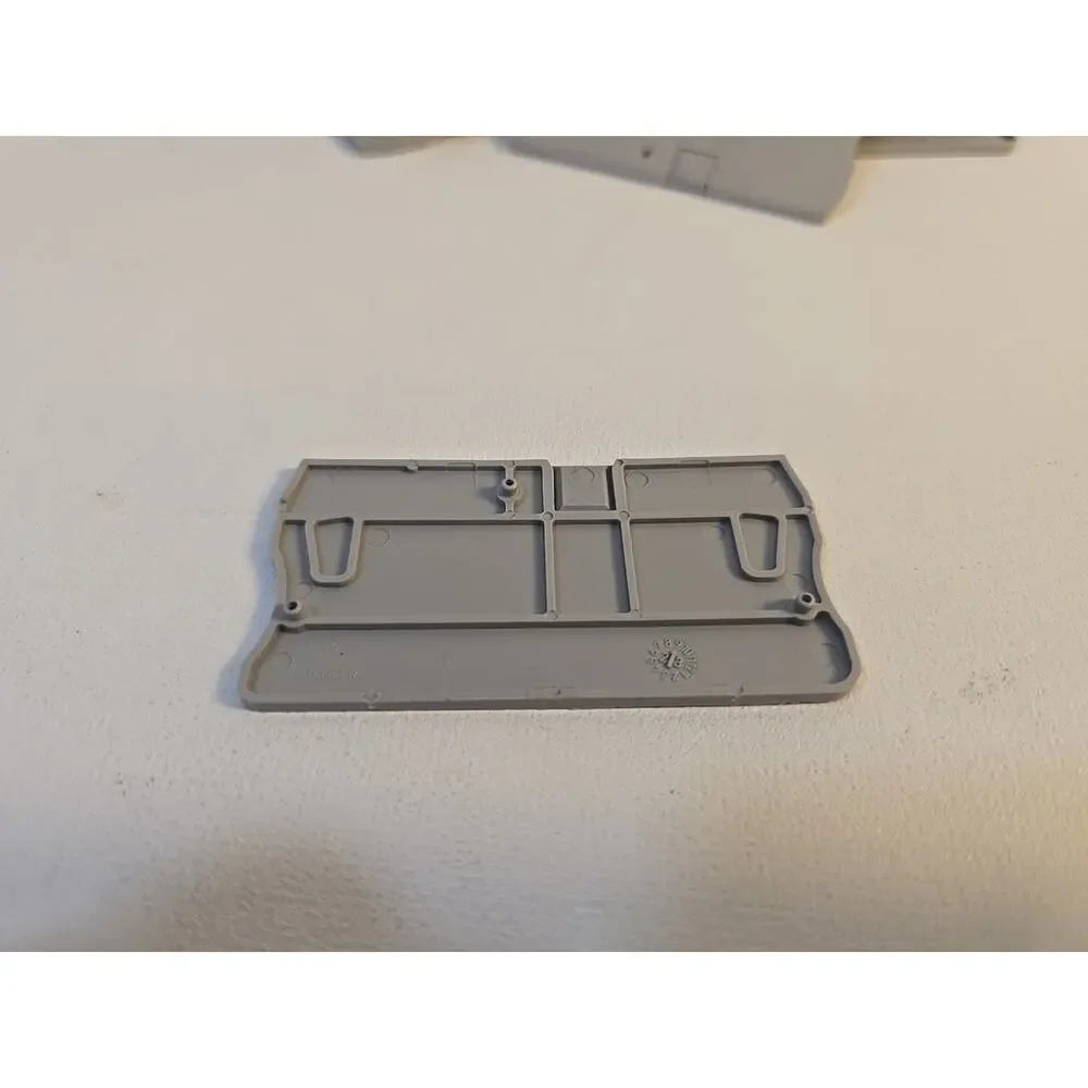 Eaton Cutler Hammer XBACPT6D12 Qty of 49 per Lot END COVER